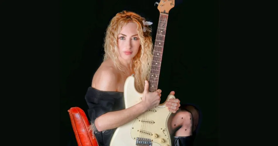 KAREN: VUELVO A SOÑAR