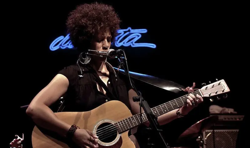 Chastity Brown live