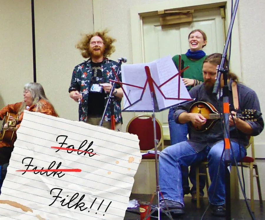 ¿QUÉ ES EL FILK? SOBRE BARDOS, ALIENS Y ERRORES TIPOGRÁFICOS